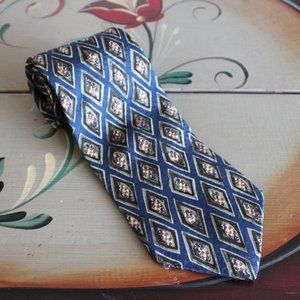 Brooks Brothers Makers tie 100%silk Made in USA Artsy diamond pattern blue